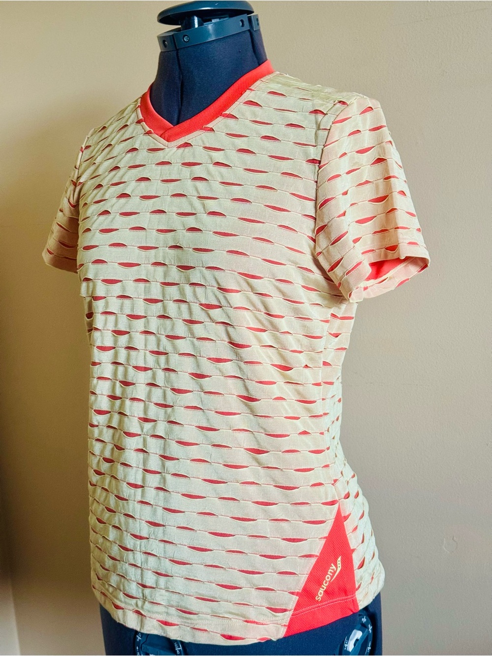 NWOT Saucony Breathable Light Yellow and Coral V-Neck Athletic Tee